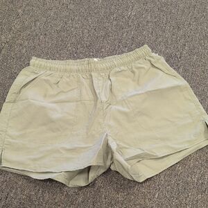 ALO Yoga Women's Sage Green Athletic Shorts